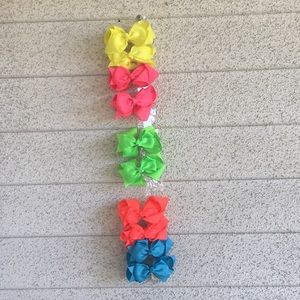 Little Girls Hair Clip Bows in Assorted Colors.